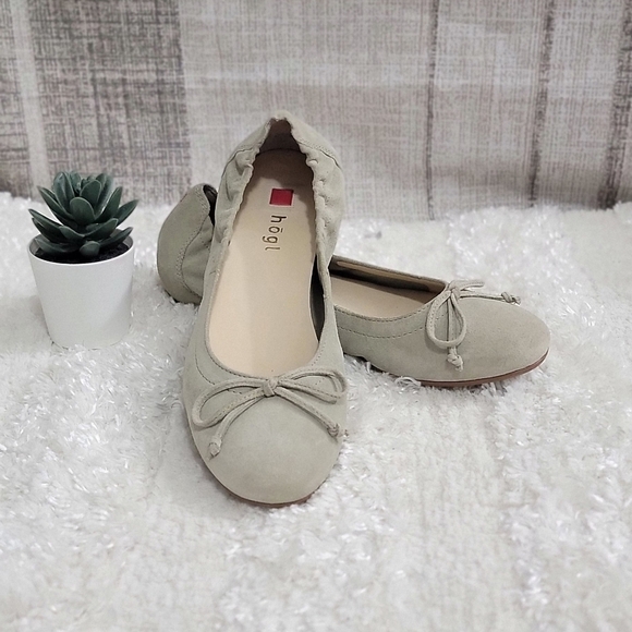 💙Hogl Austria Velvet Flat Womens Shoes - Picture 1 of 13